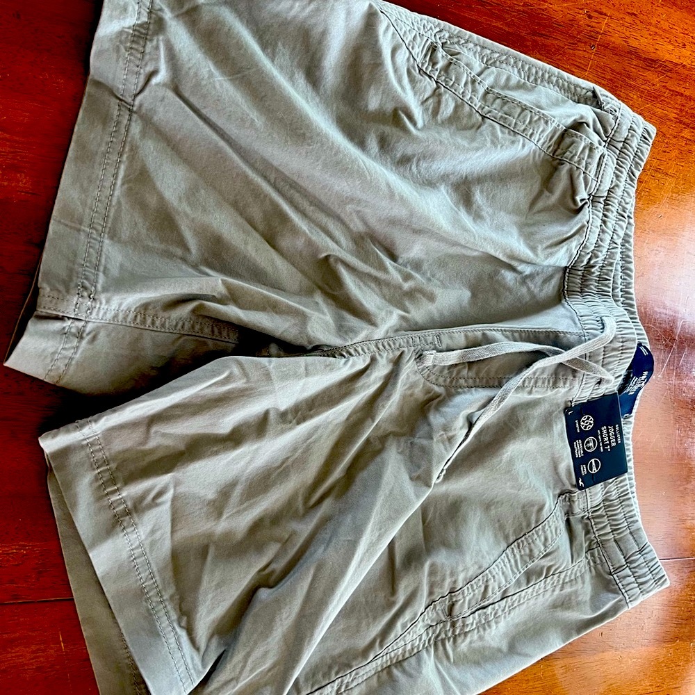 Hollister Tan Flat Front Shorts Casual Style